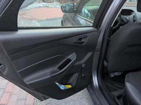 Used 2014 Ford Focus S image 13