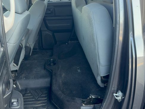 Used 2017 RAM 1500 Express w/ Express Value Package RWD image 17