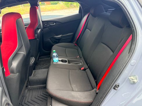 Used 2019 Honda Civic Type R image 8