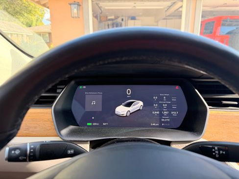 Used 2019 Tesla Model S 100D image 15