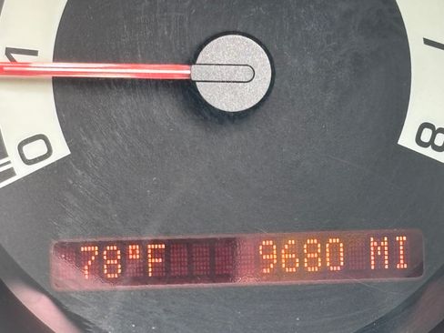 Used 2009 Saturn Sky Red Line RWD image 11