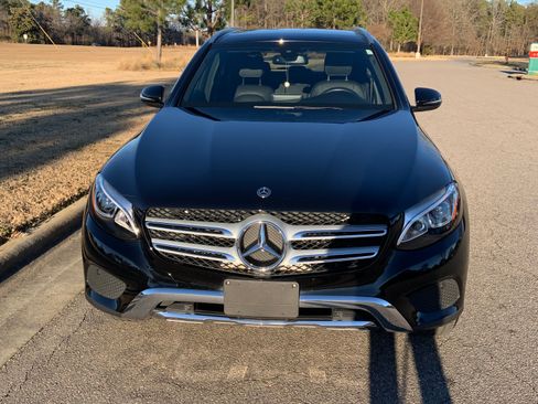 Used 2019 Mercedes-Benz GLC 300 image 13