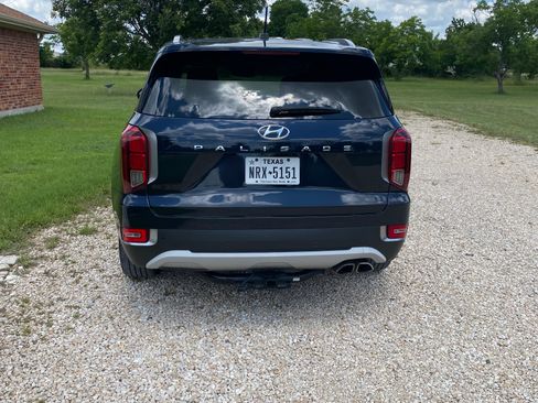 Used 2020 Hyundai Palisade SEL w/ Premium Package FWD image 4