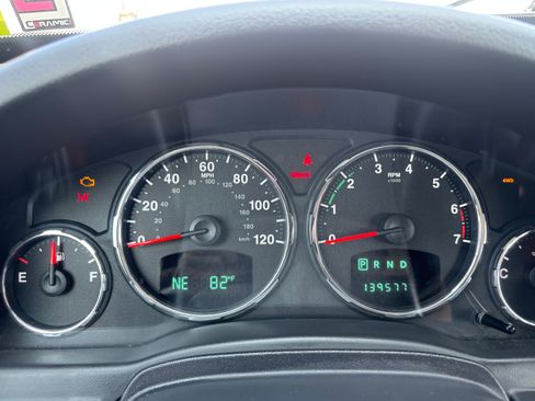 Used 2012 Jeep Liberty Sport w/ Driver Convenience Group AWD/4WD image 24