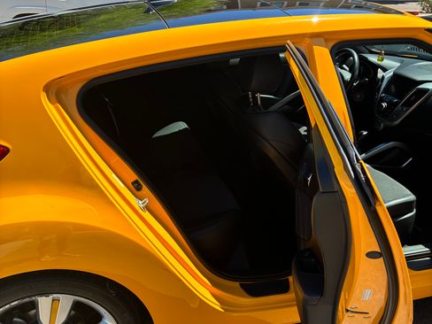 Used 2016 Hyundai Veloster w/ Option Group 02 image 8