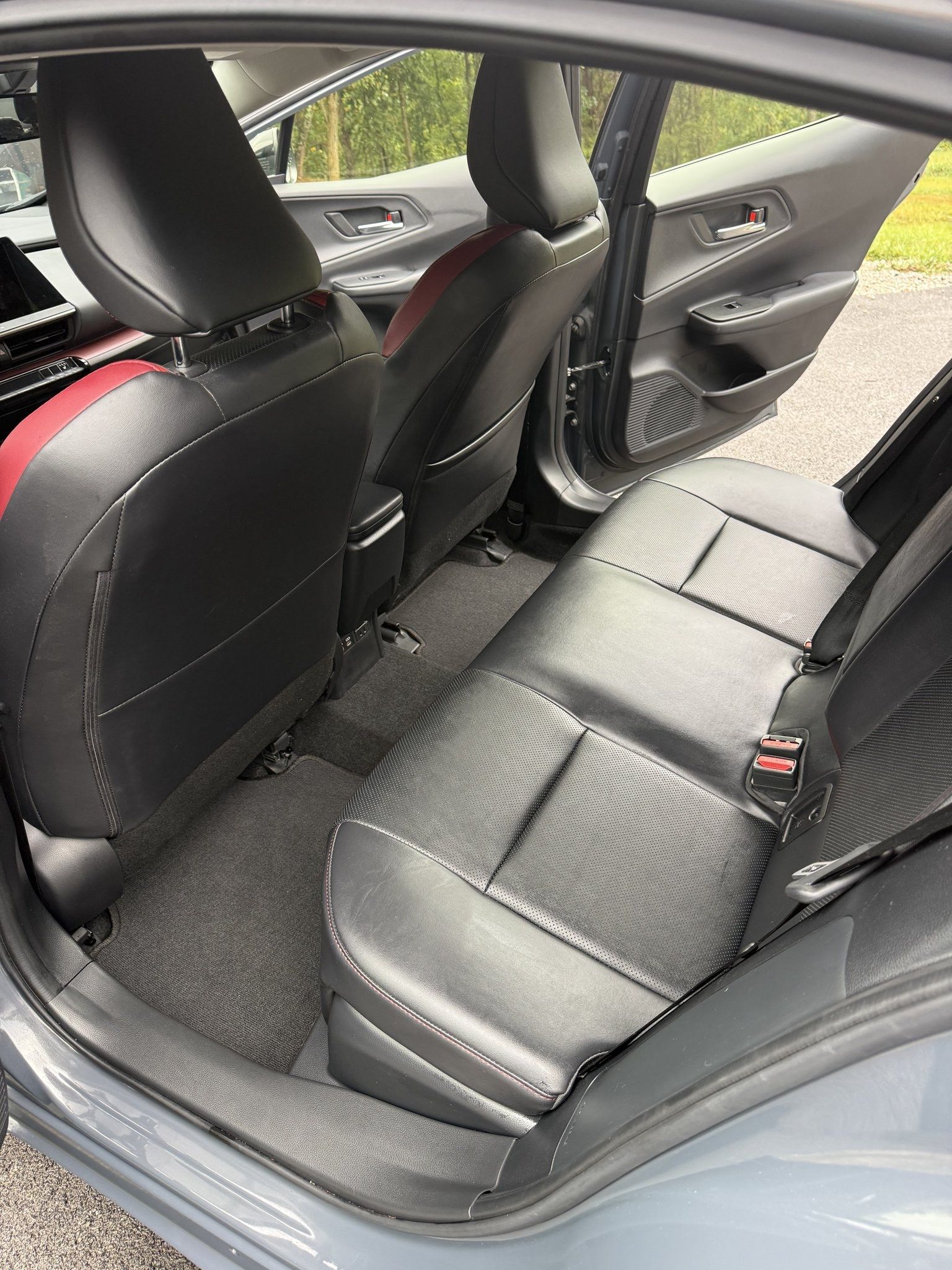 Used 2023 Toyota Prius Prime FWD image 16