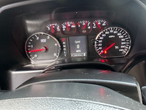 Used 2018 Chevrolet Silverado 2500 W/T w/ WT Fleet Convenience Package image 9