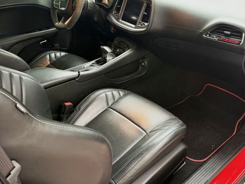 Used 2023 Dodge Challenger SRT Hellcat RWD image 11