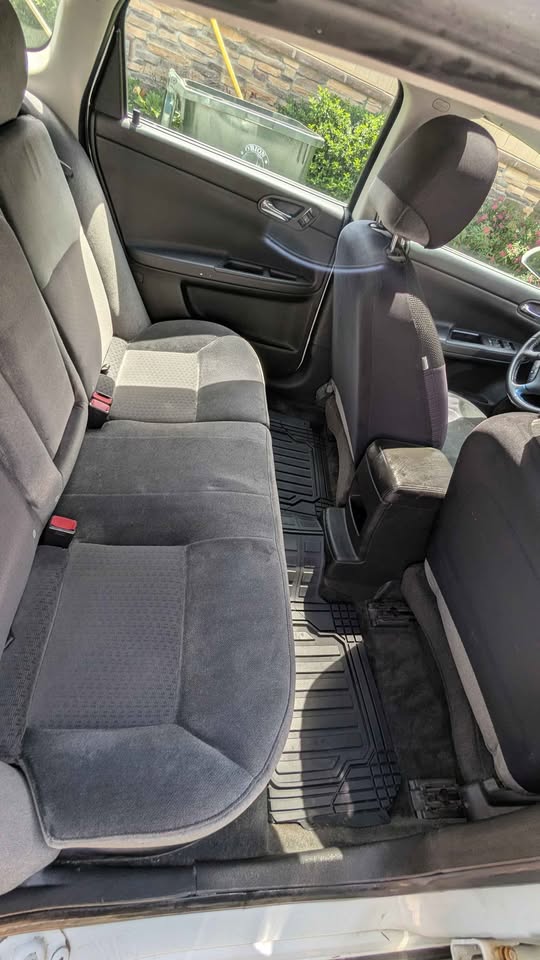 Used 2013 Chevrolet Impala LT w/ LT Sunroof Package FWD image 11