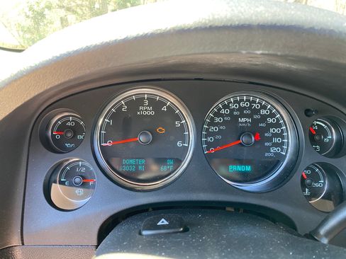 Used 2012 GMC Yukon Denali image 11