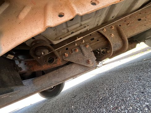 Used 2000 Ford F250 2WD Regular Cab Super Duty image 8