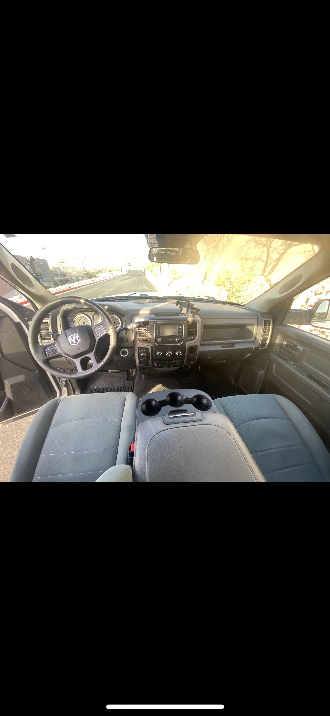 Used 2018 RAM 2500 Tradesman w/ Chrome Appearance Group AWD/4WD image 17