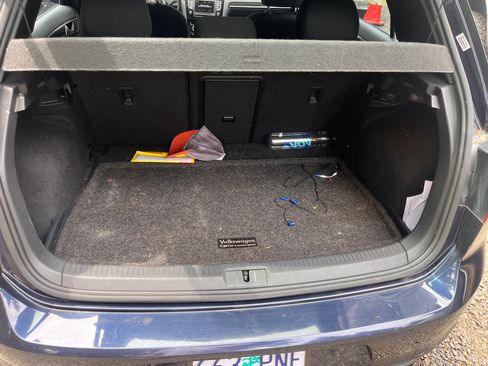 Used 2017 Volkswagen GTI S image 6