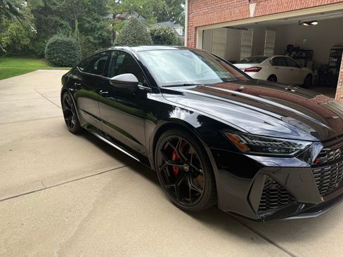 Used 2025 Audi RS 7 Performance w/ Matte Carbon Package image 15