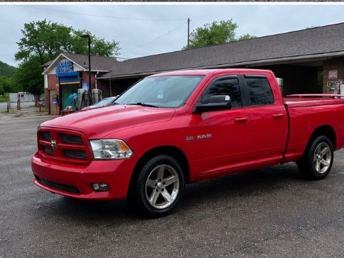 Used 2010 Dodge Ram 1500 Truck Sport AWD/4WD image 4