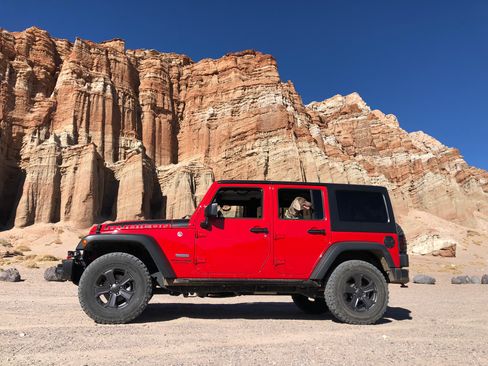 Used 2018 Jeep Wrangler Unlimited Rubicon image 25