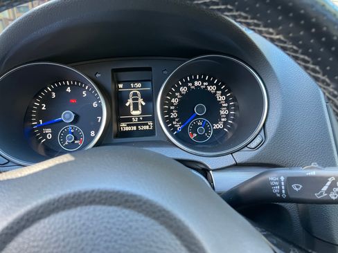 Used 2012 Volkswagen Golf R 2-Door image 9