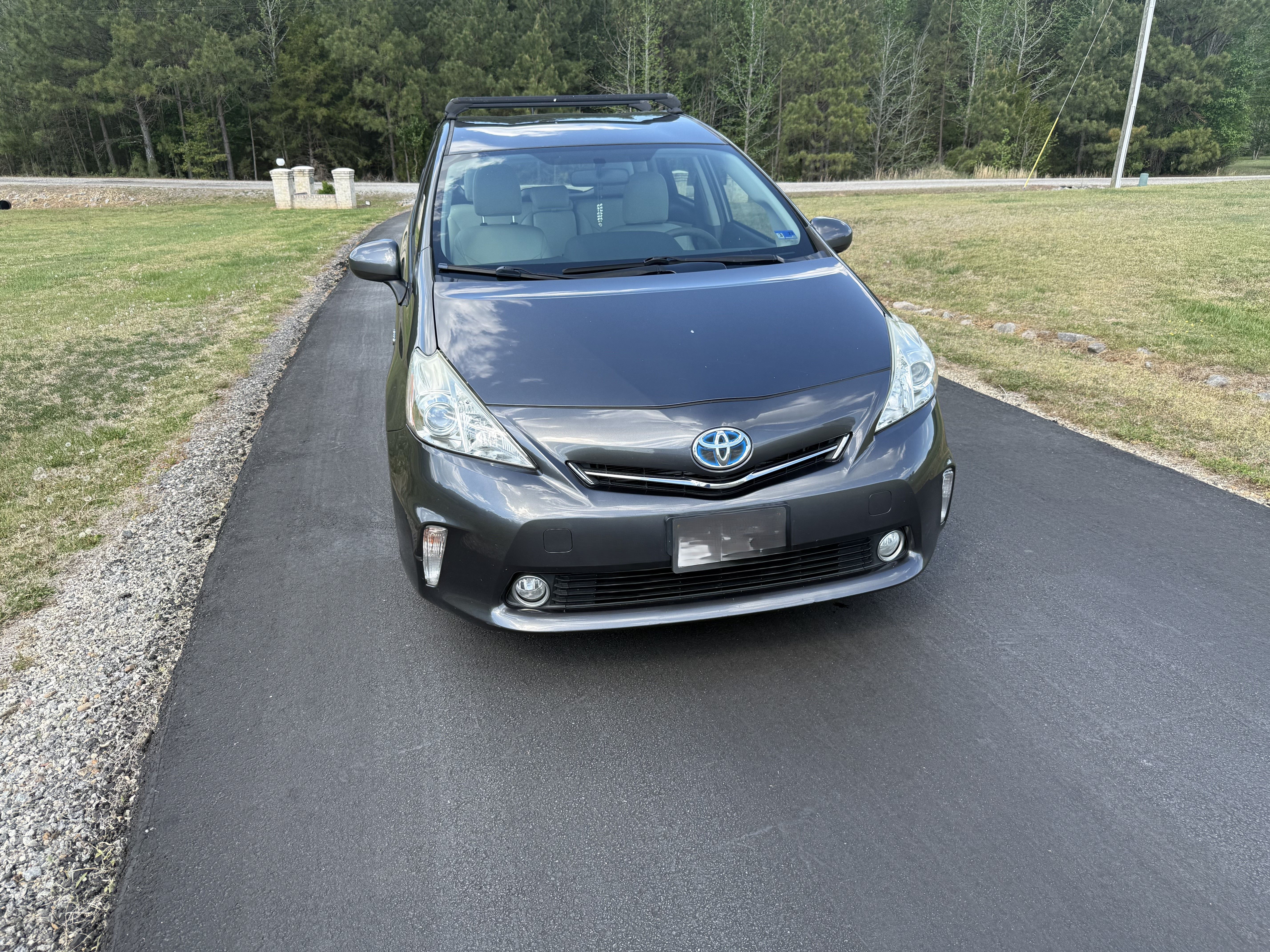 Used 2014 Toyota Prius V Three FWD image 1