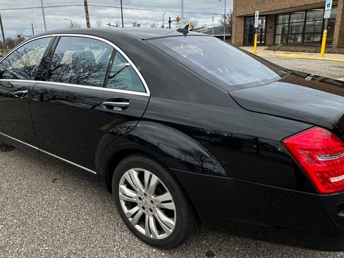 Used 2009 Mercedes-Benz S 550 image 6