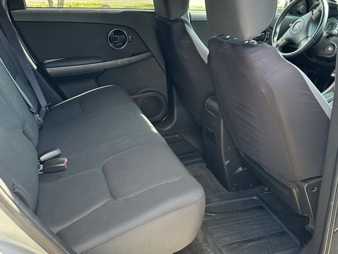 Used 2006 Pontiac Torrent 2WD w/ Preferred Package image 10