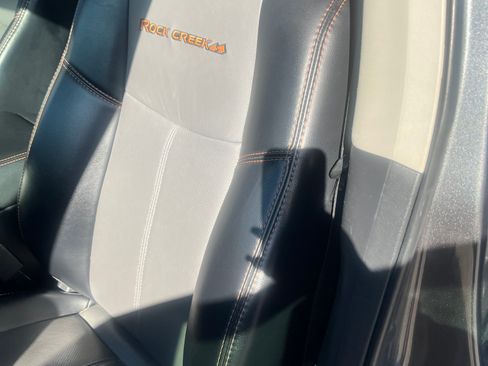 Used 2020 Nissan Pathfinder SL image 9