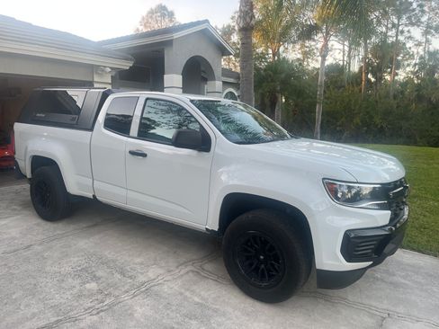 Used 2022 Chevrolet Colorado W/T image 10