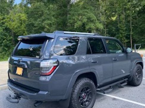 Used 2024 Toyota 4Runner SR5 Premium image 4