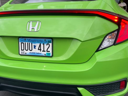 Used 2016 Honda Civic EX-T image 2