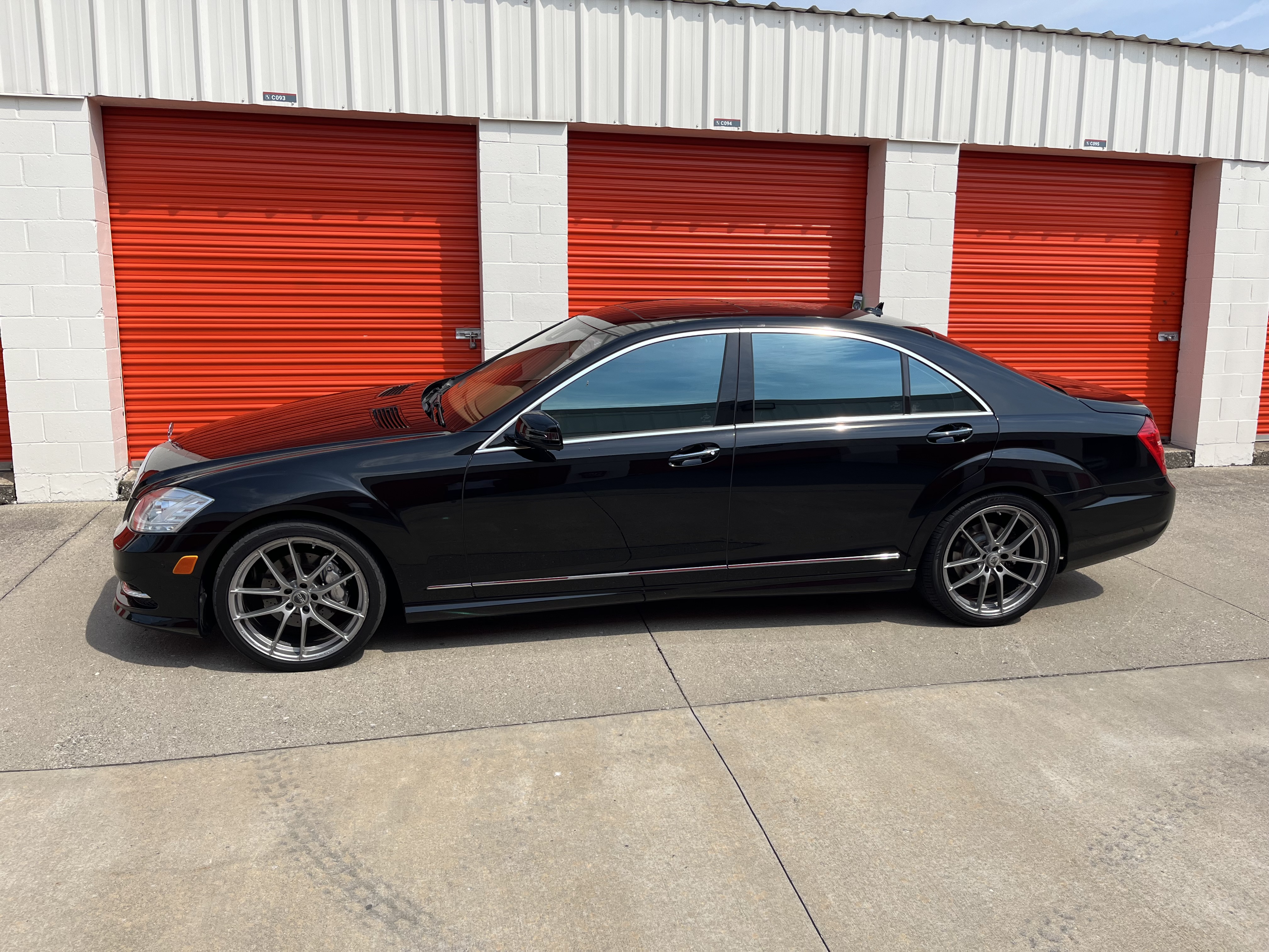 Used 2010 Mercedes-Benz S 550 image 5
