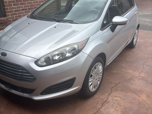 Used 2016 Ford Fiesta S FWD image 7