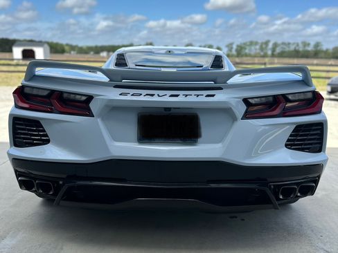 Used 2024 Chevrolet Corvette Stingray Premium Cpe w/ Z51 Performance Package image 9