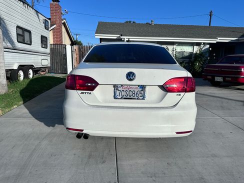 Used 2014 Volkswagen Jetta SE image 5