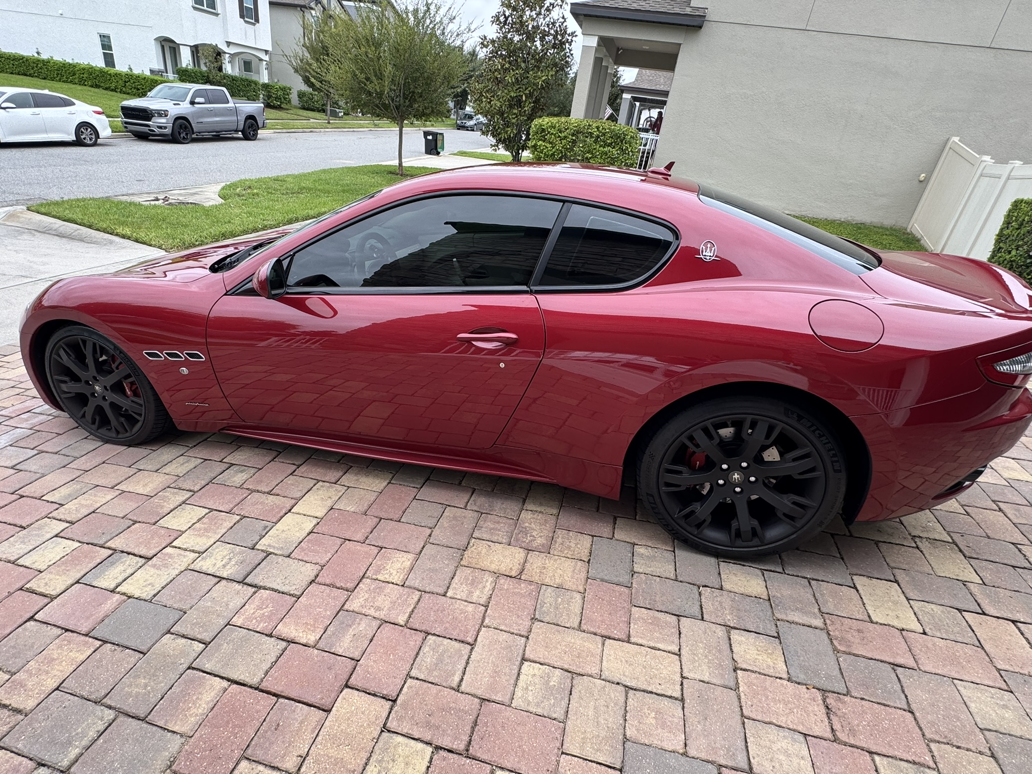 Used 2013 Maserati GranTurismo Sport RWD image 16