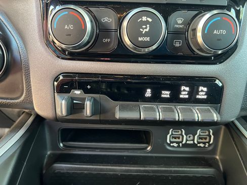 Used 2022 RAM 1500 Big Horn image 9
