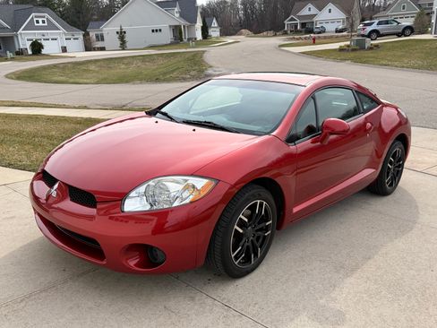 Used 2008 Mitsubishi Eclipse GS image 9