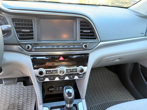 Used 2020 Hyundai Elantra SEL w/ Cargo Package (C1) image 18
