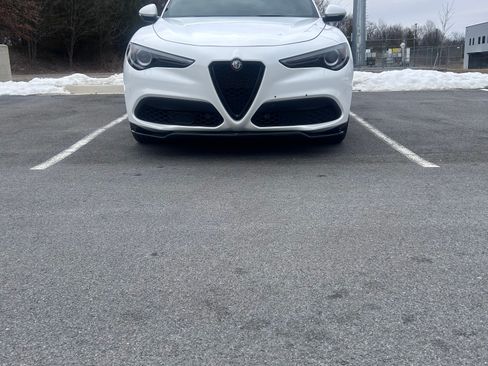 Used 2022 Alfa Romeo Stelvio Ti AWD/4WD image 6