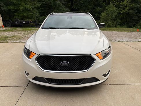Used 2016 Ford Taurus SHO w/ Equipment Group 401A AWD/4WD image 6