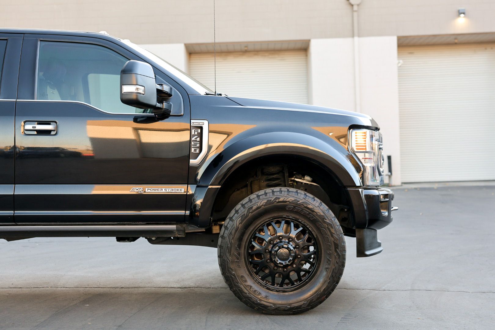 Used 2021 Ford F450 Limited w/ FX4 Off-Road Package AWD/4WD image 9