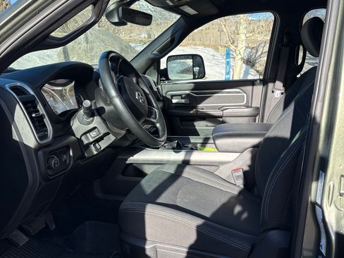 Used 2022 RAM 2500 Big Horn w/ Level A Equipment Group AWD/4WD image 5