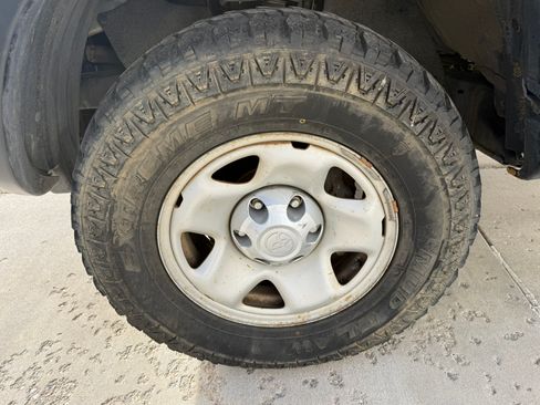 Used 2008 Toyota Tacoma 4x4 Regular Cab image 14