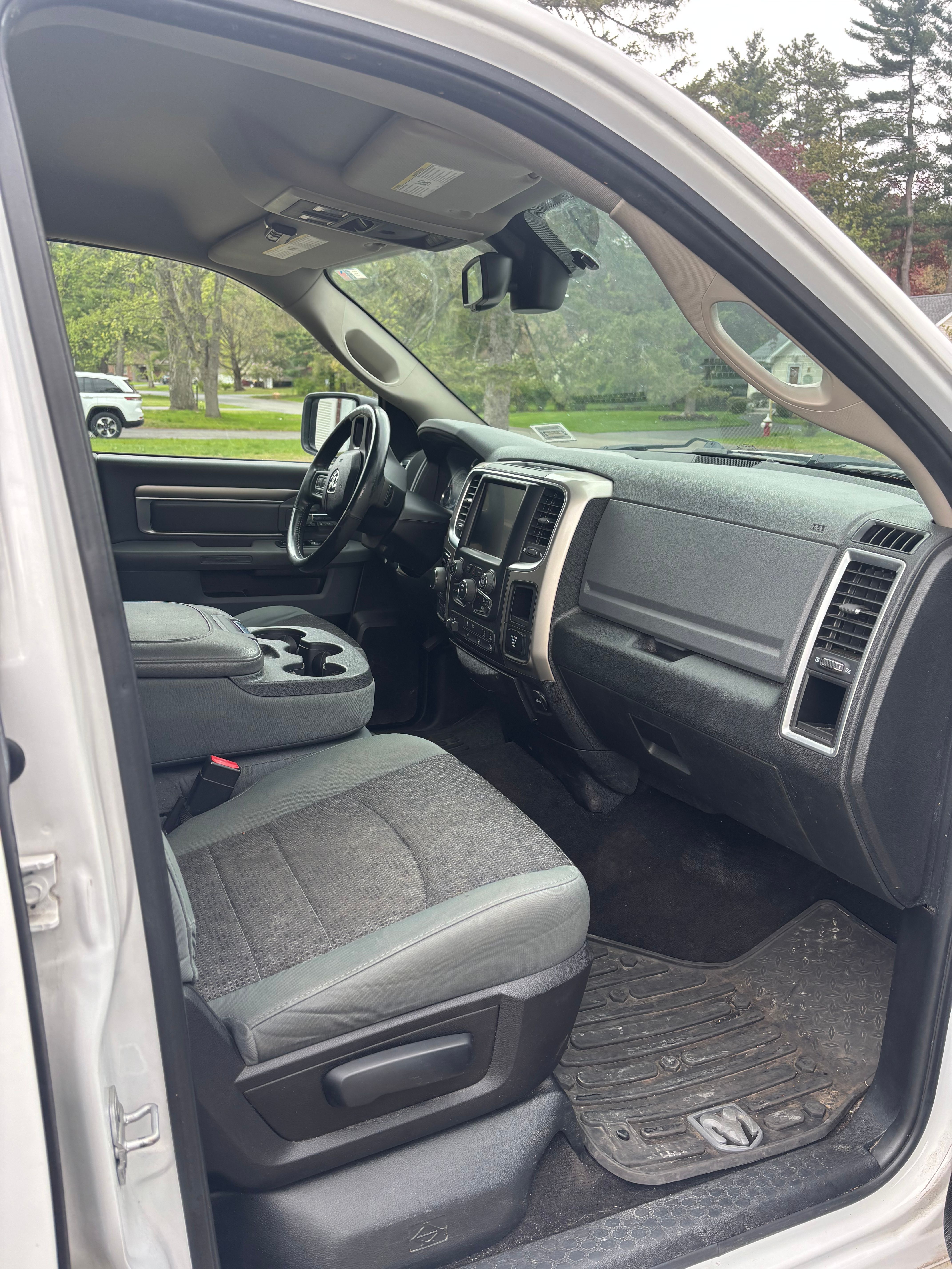Used 2015 RAM 1500 Big Horn AWD/4WD image 14