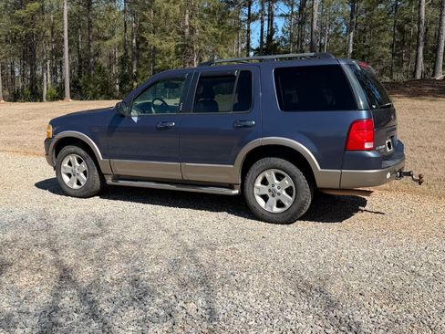 Used 2003 Ford Explorer Eddie Bauer image 9