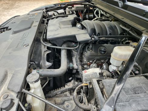 Used 2015 GMC Yukon Denali w/ Premium Package image 5