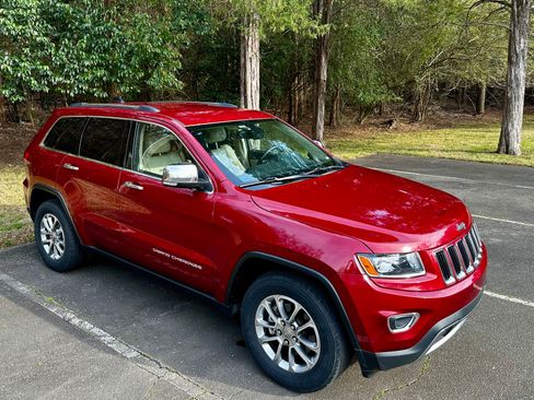 Used 2015 Jeep Grand Cherokee Limited image 2