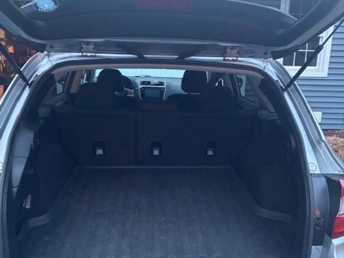 Used 2018 Subaru Outback 2.5i Premium image 12