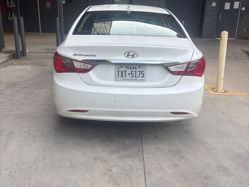 Used 2011 Hyundai Sonata GLS FWD image 8