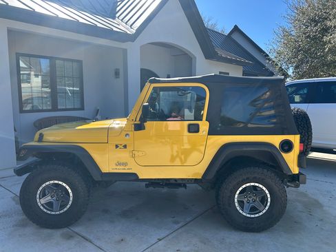 Used 2006 Jeep Wrangler X w/ Premium Audio Group AWD/4WD image 5