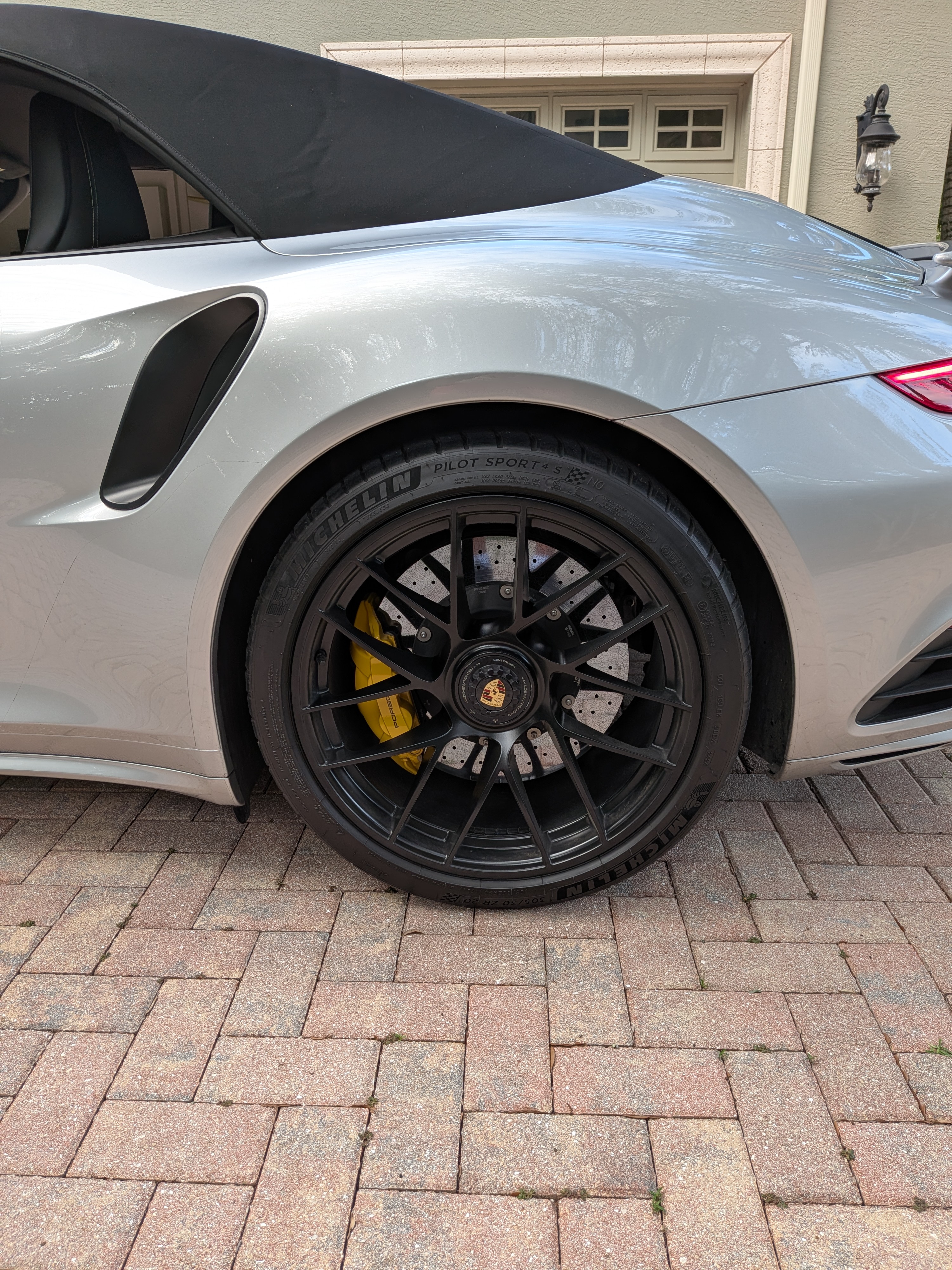 Used 2018 Porsche 911 Turbo S AWD/4WD image 6