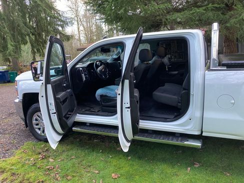 Used 2015 Chevrolet Silverado 2500 LT image 6
